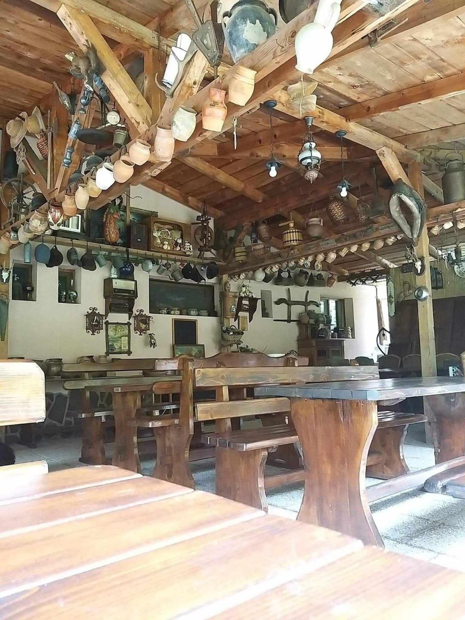 مبيت وإفطار Pietroasa  Panzio Anett المظهر الخارجي الصورة